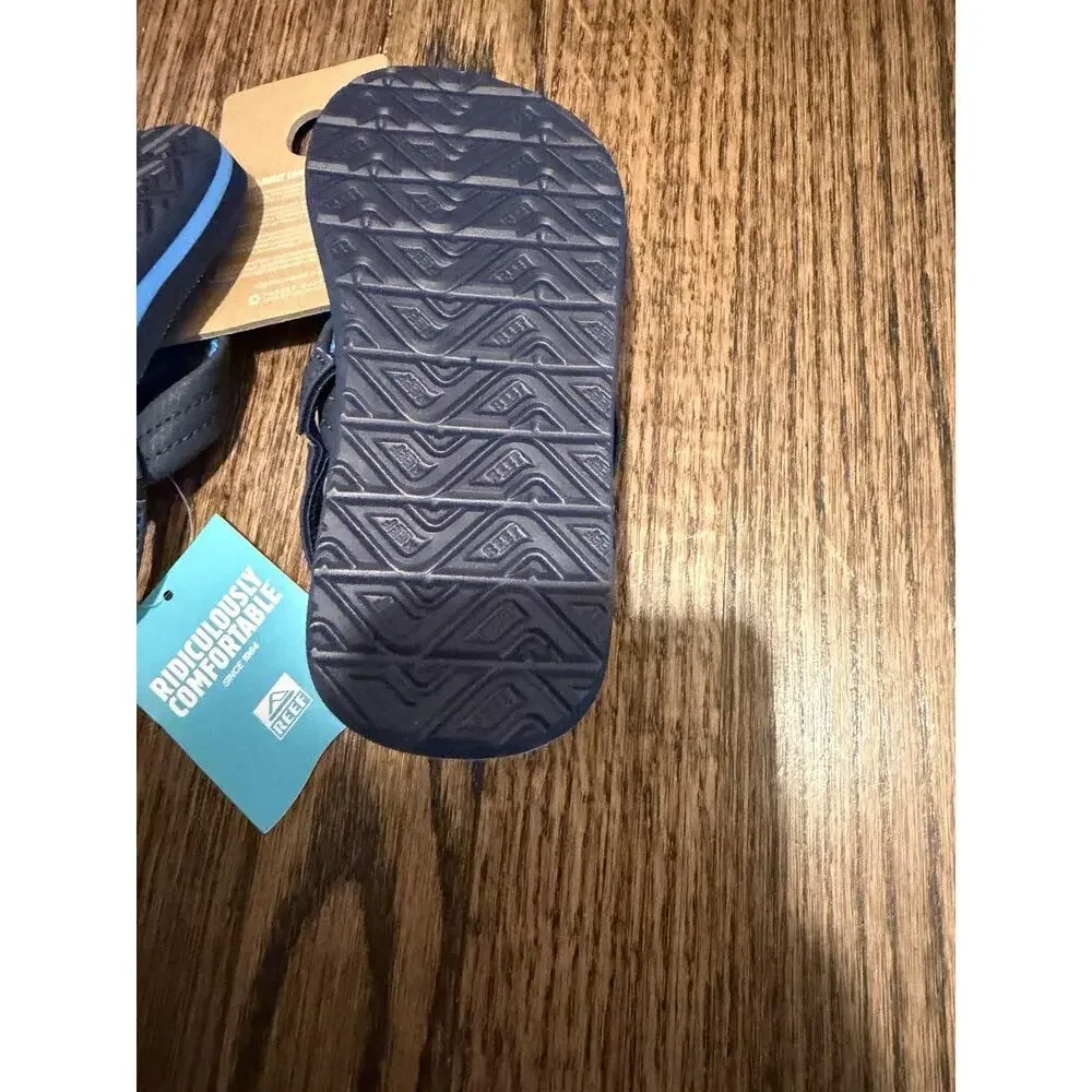 Reef Flip Flops Boys Size 9 Little Ahi Sandals Navy Blue NEW NWT
